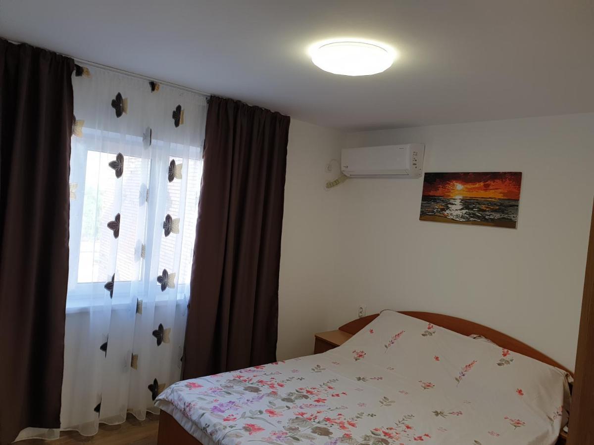 Apartament Diana Jurilovca Buitenkant foto